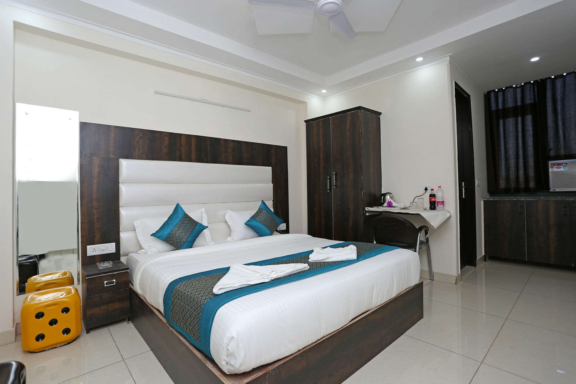 Hotel Aero Stay New Delhi Buitenkant foto